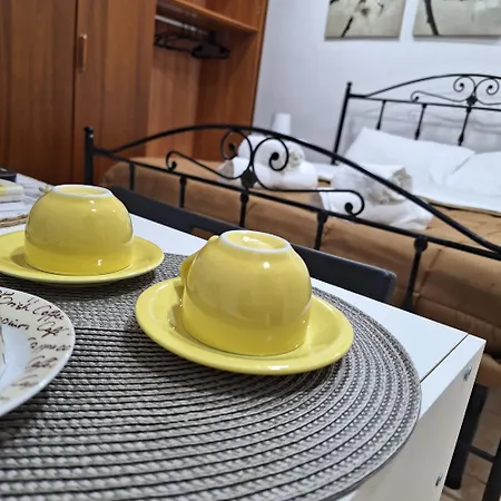 Alojamento de Acomodação e Pequeno-almoço Giallo Limone Salerno