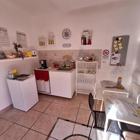 Giallo Limone 4*