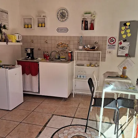 Oda ve Kahvaltı Giallo Limone