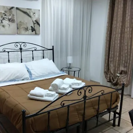 فندق مبيت وإفطار Giallo Limone 4*